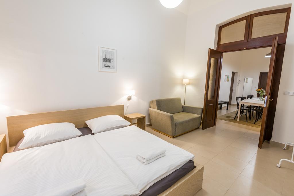 Bohemia Apartments Prague Centre Экстерьер фото