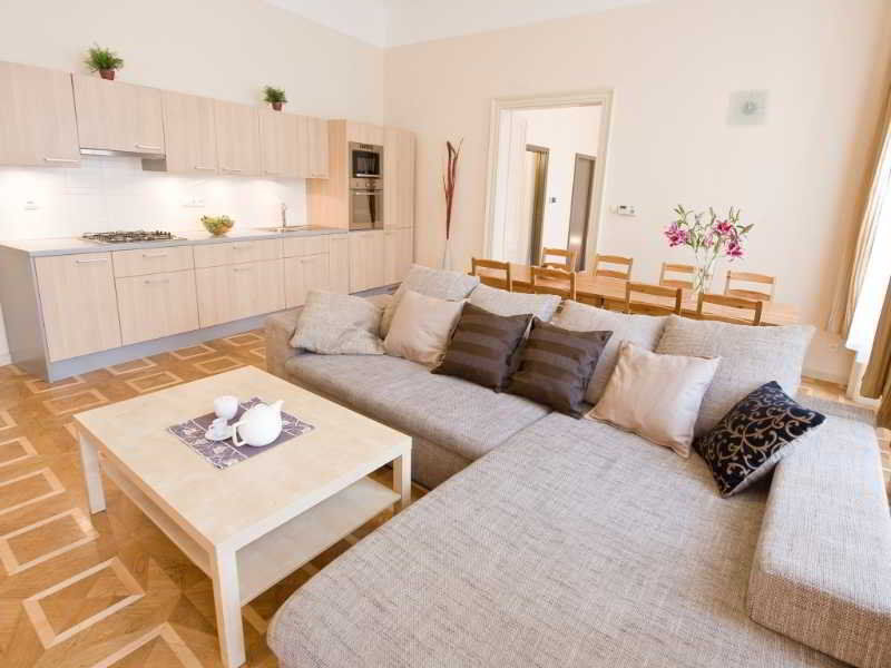 Bohemia Apartments Prague Centre Экстерьер фото