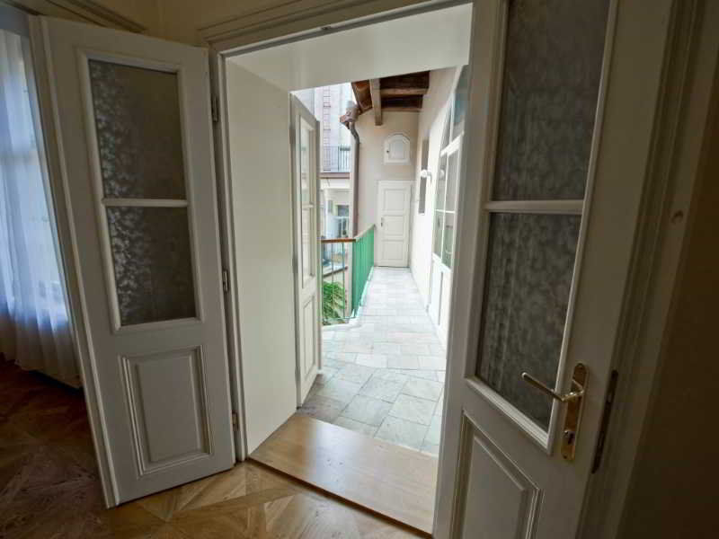Bohemia Apartments Prague Centre Экстерьер фото