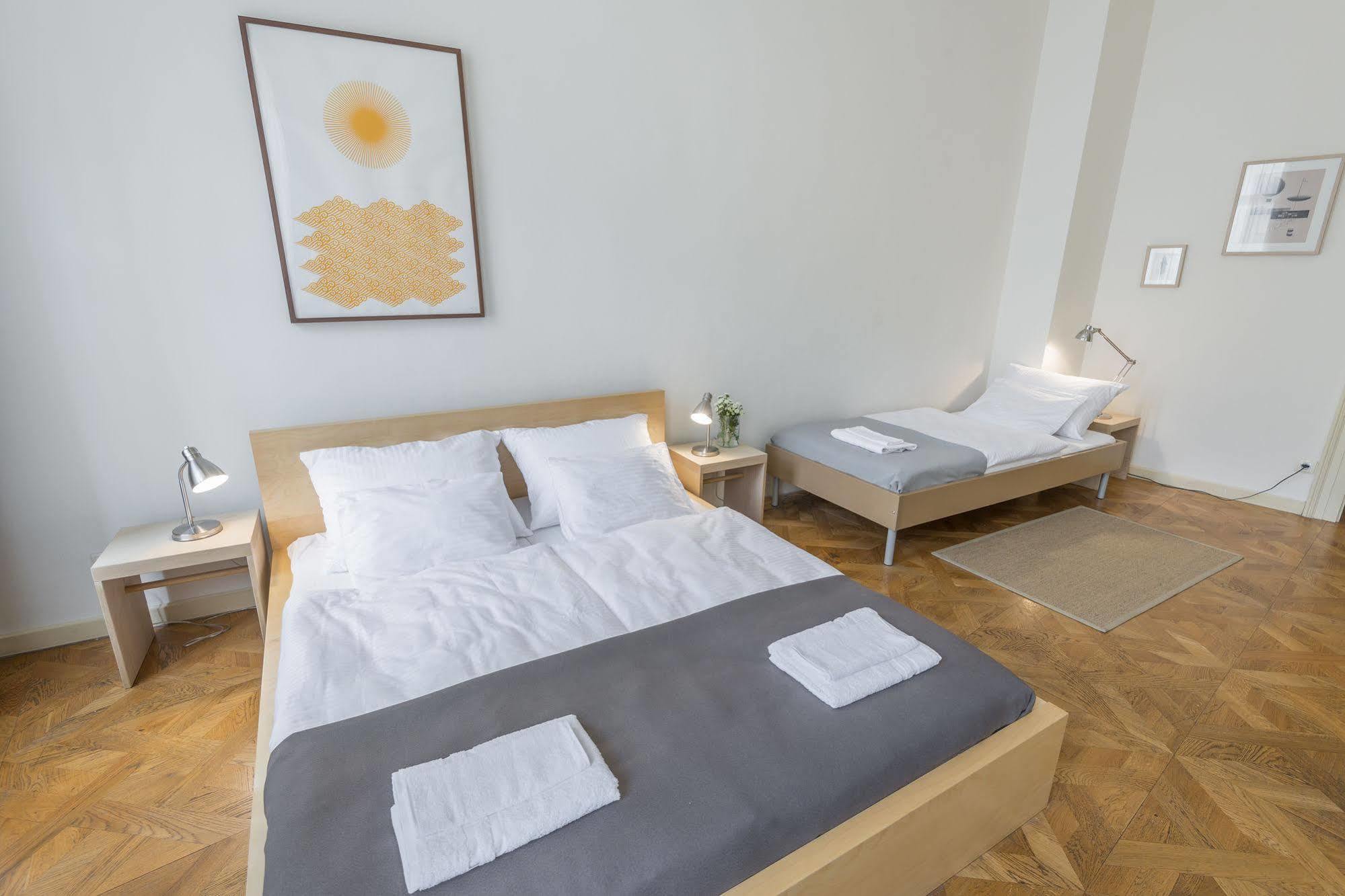 Bohemia Apartments Prague Centre Экстерьер фото