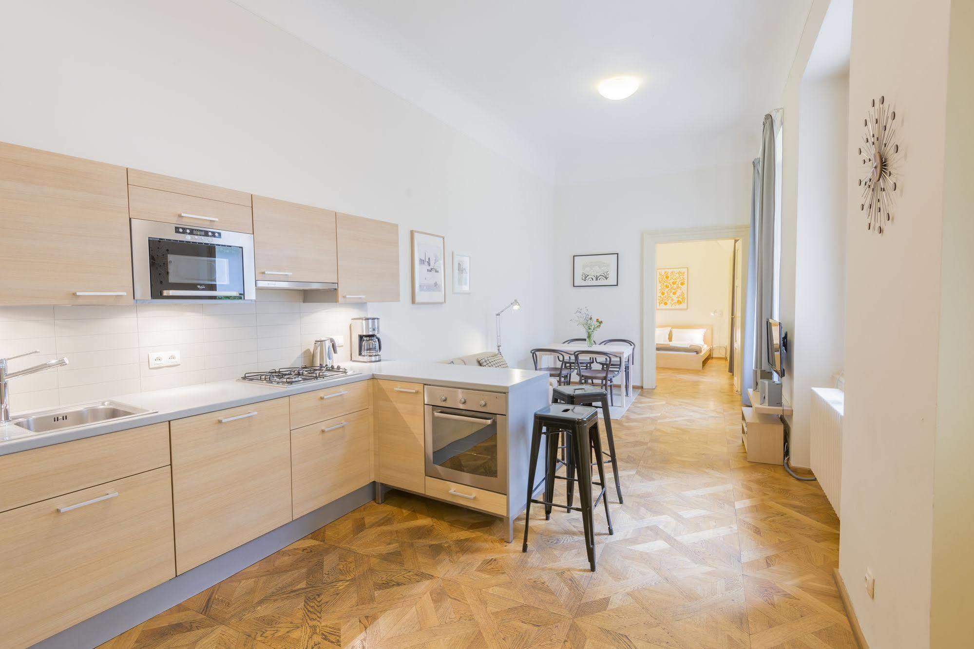 Bohemia Apartments Prague Centre Экстерьер фото